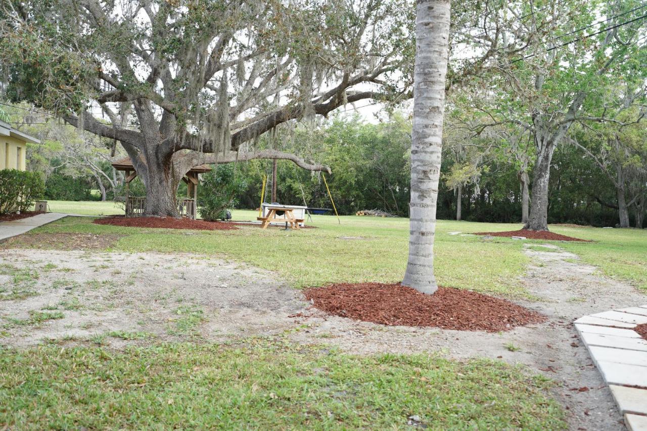 Mar Bay Exclusive Suites Safety Harbor Exterior foto